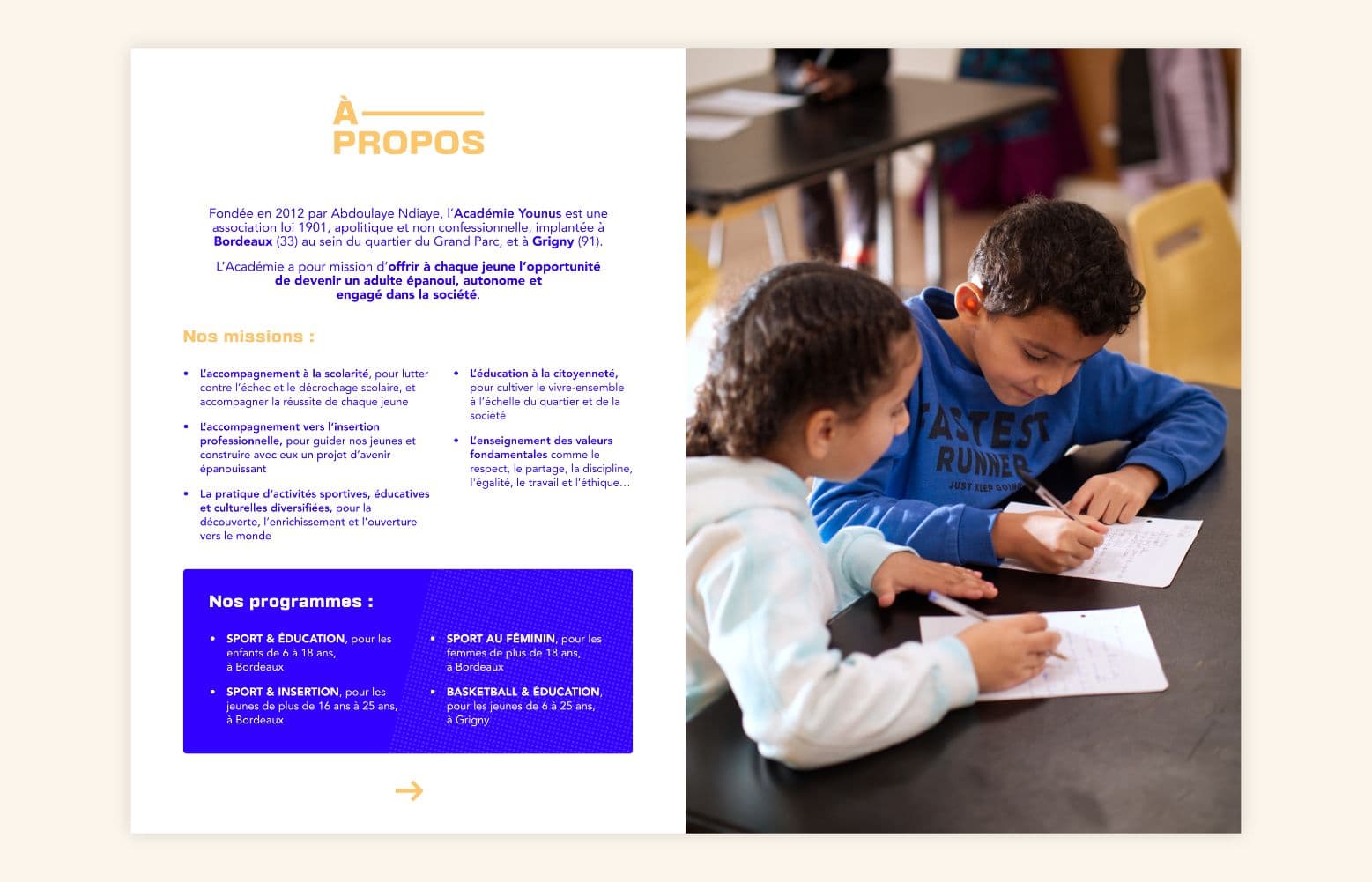 ACADÉMIE YOUNUS_BOOKLET DESIGN